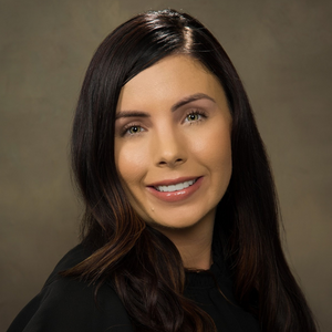 ashley mullin headshot